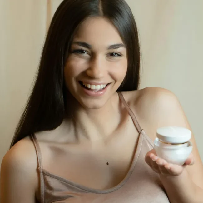 Can Healthy Glowing Skin Be Achieved Naturally Today